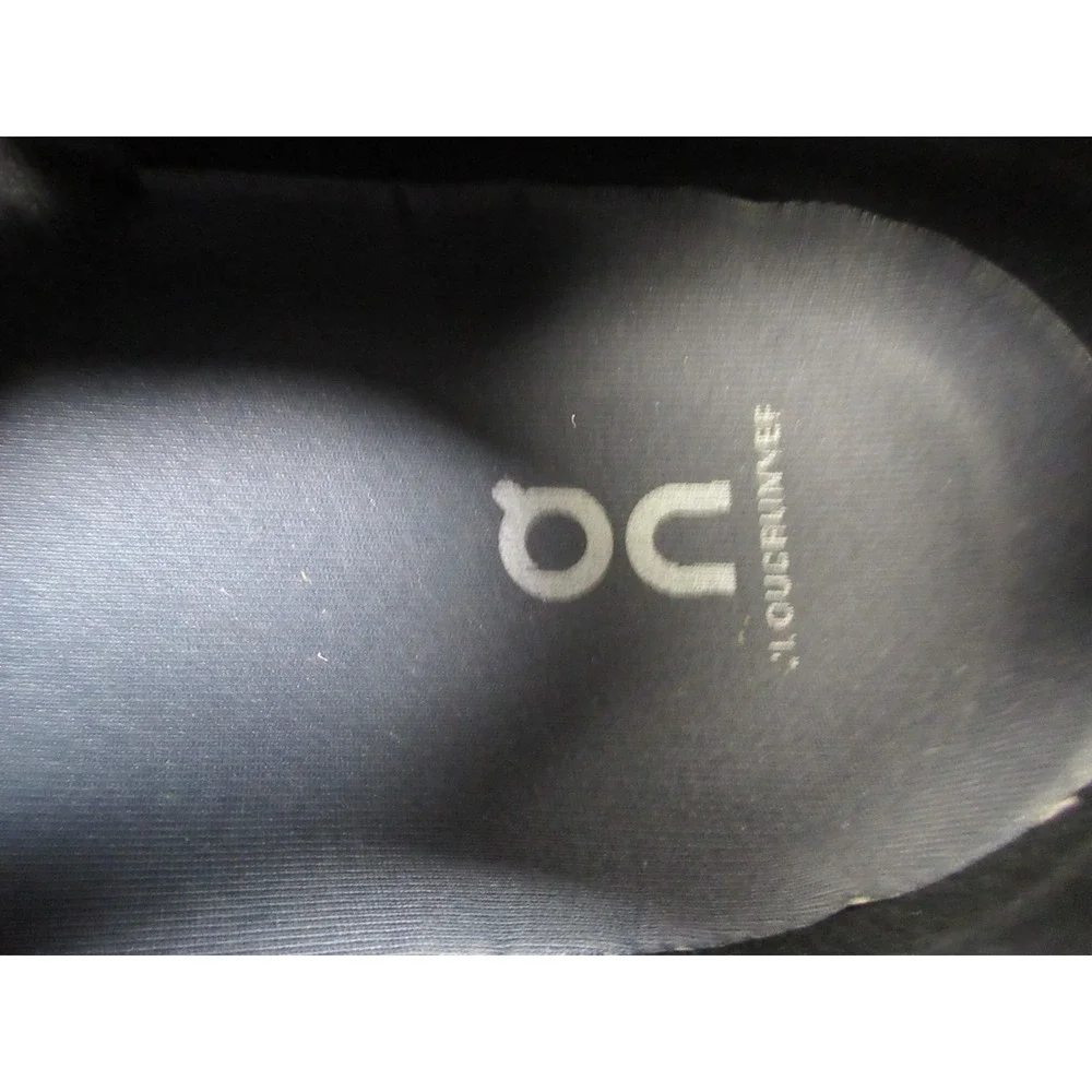 On Cloudrunner Shoes Mens Size 9 CloudTec Running Athletic Comfort Sneakers